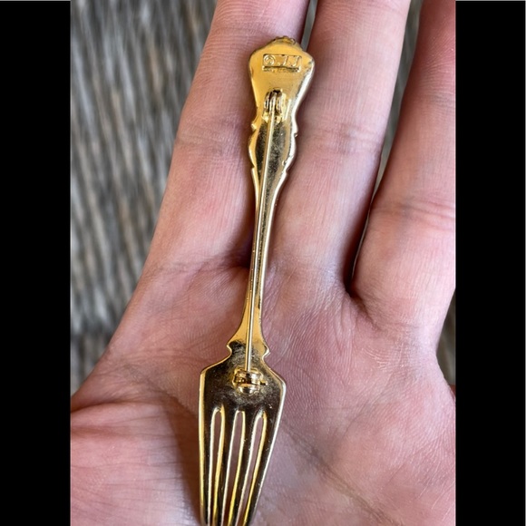 Brooch - Picture 4 of 7